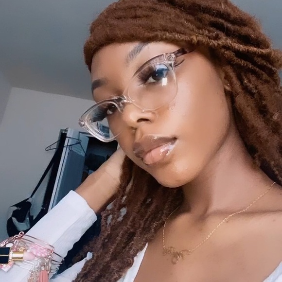 mikaylaanjoli